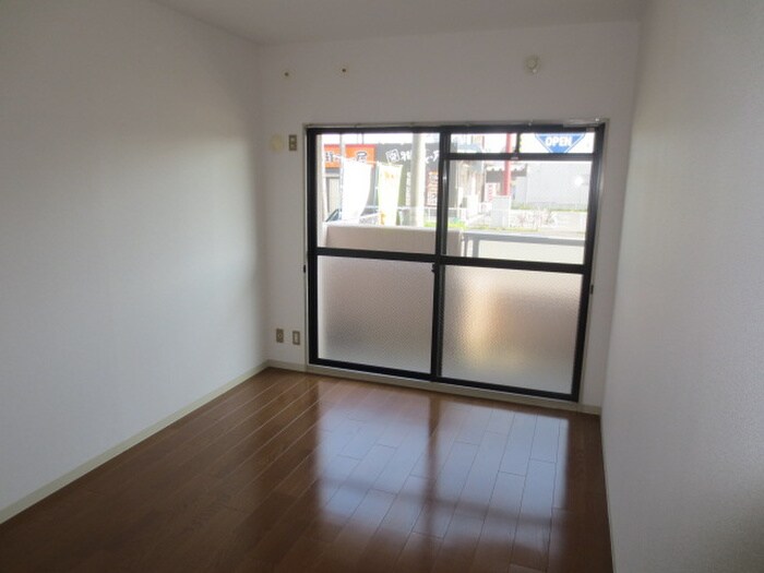 物件内観写真12　(居室)