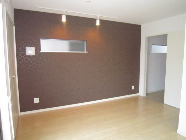 物件内観写真4　(居室)