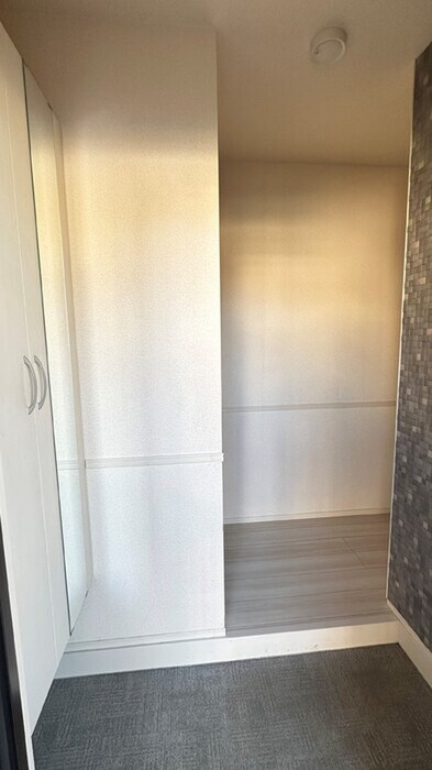 物件内観写真17　(玄関)