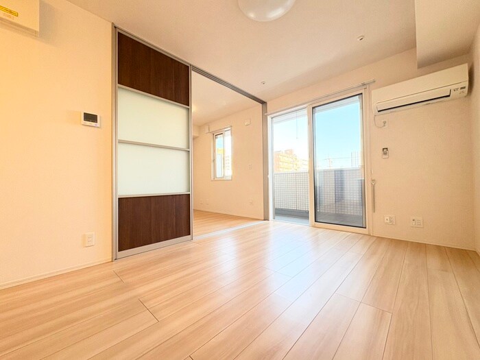 物件内観写真8　(居室)