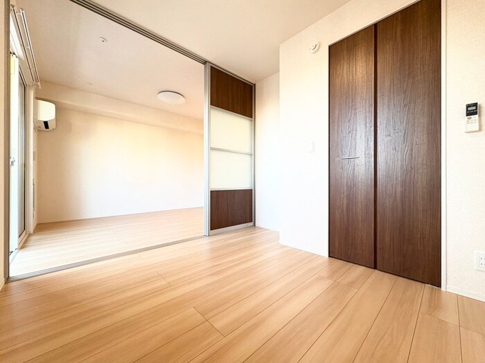 物件内観写真10　(居室)