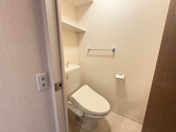 物件内観写真15　(トイレ)