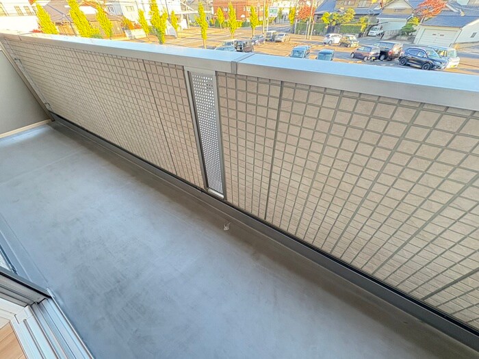 物件内観写真17　(ベランダ・バルコニー)