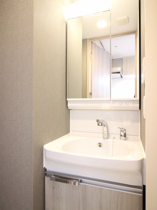 物件内観写真11　(洗面)