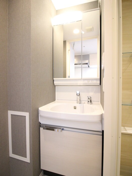 物件内観写真13　(洗面)