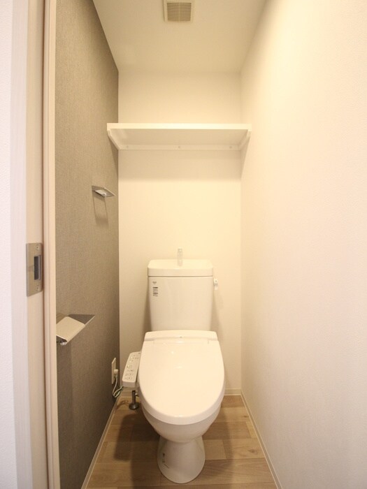 物件内観写真14　(トイレ)