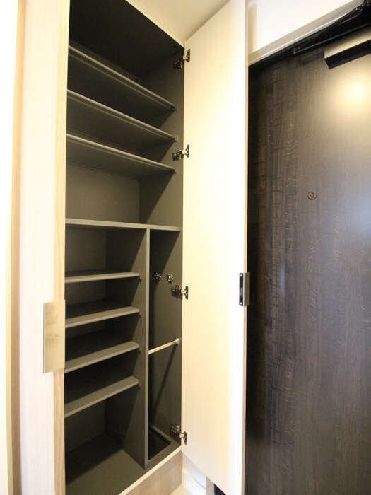 物件内観写真16　(靴箱)