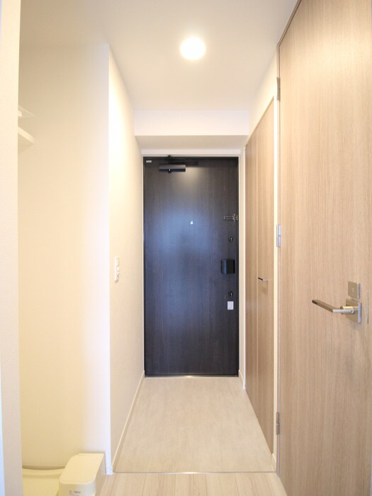 物件内観写真17　(玄関)