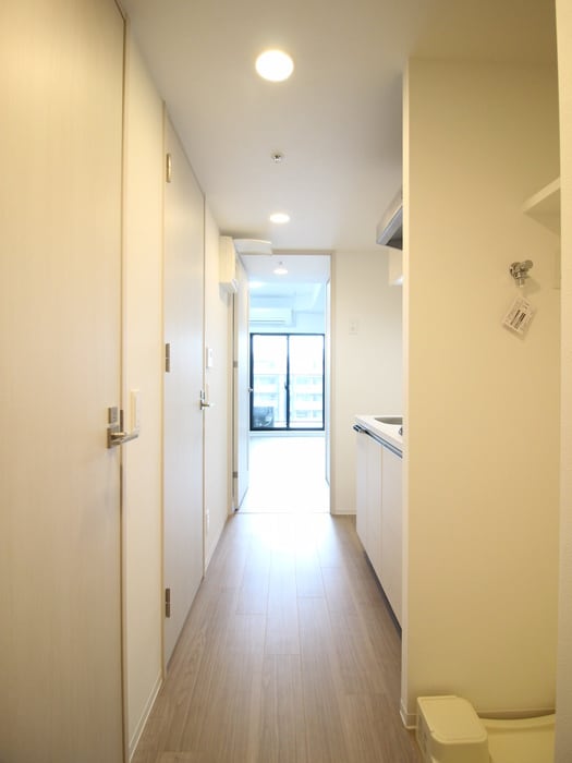 物件内観写真19　(廊下)