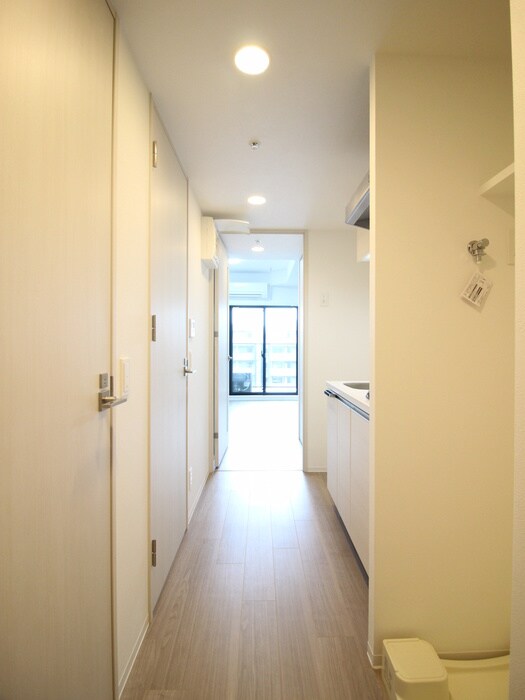 物件内観写真20　(廊下)