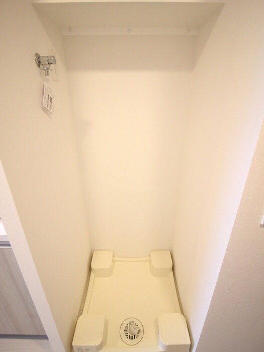 物件内観写真20　(洗濯機置場)