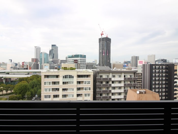 物件内観写真22　(室内からの展望)