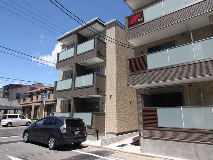 物件外観写真3　(外観写真)