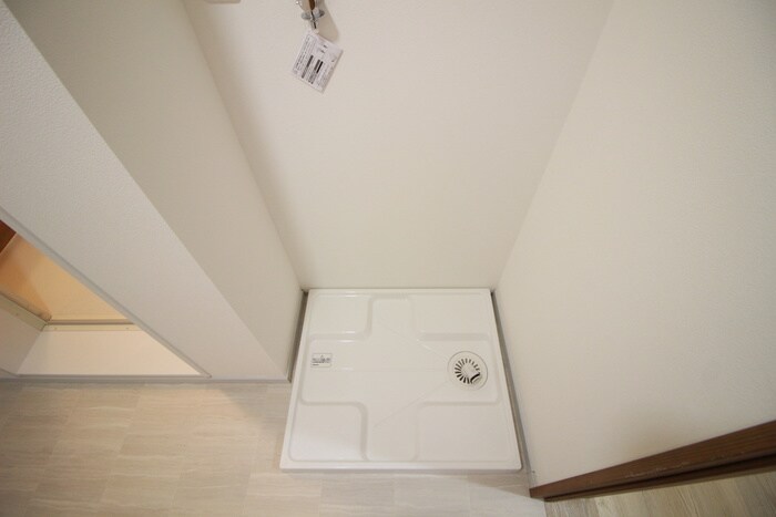 物件内観写真11　(洗濯機置場)