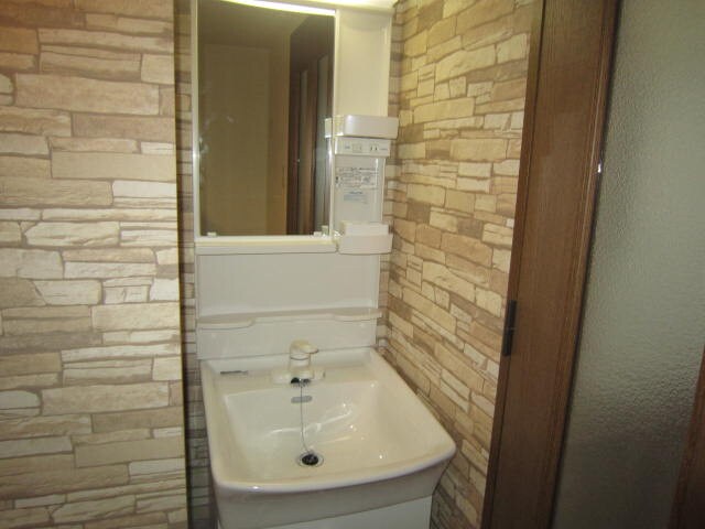 物件内観写真10　(洗面)