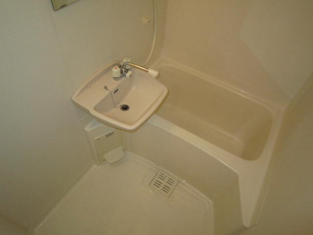 物件内観写真12　(バス／シャワールーム等)