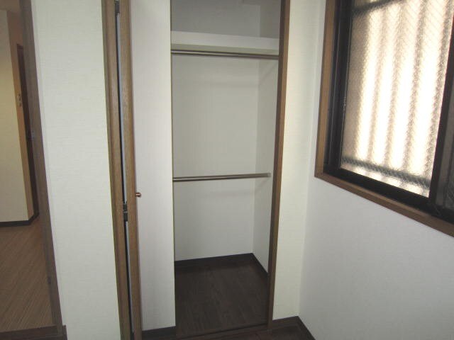物件内観写真14　(収納)