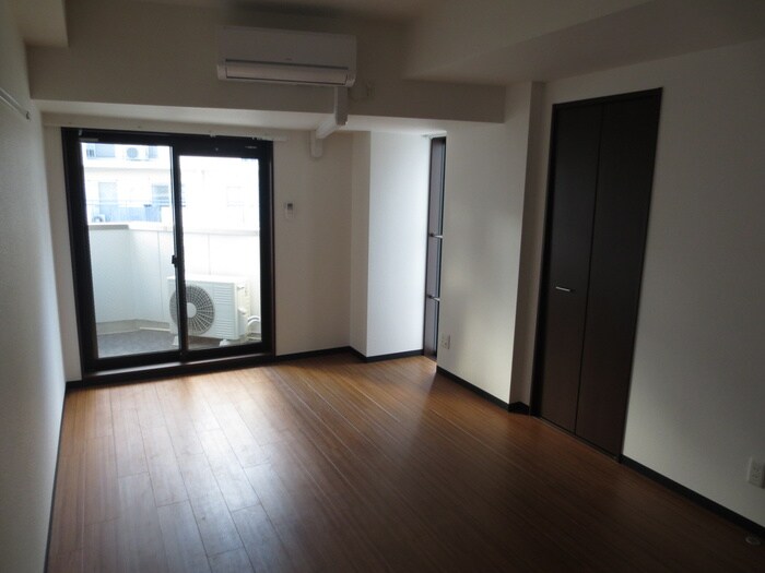 物件内観写真13　(居室)