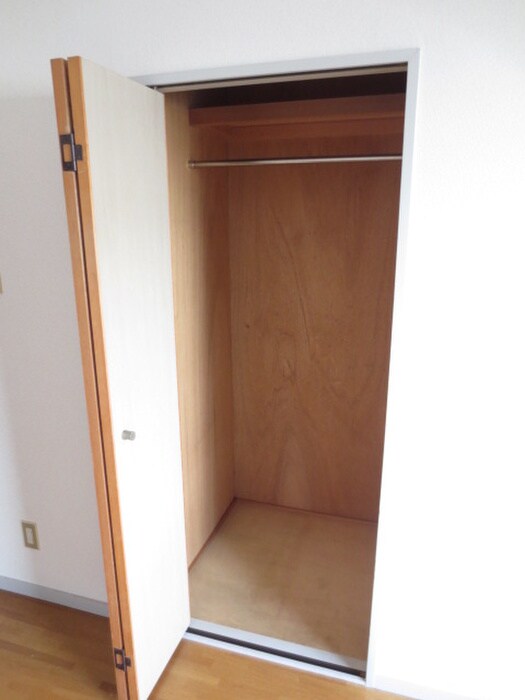 物件内観写真16　(収納)