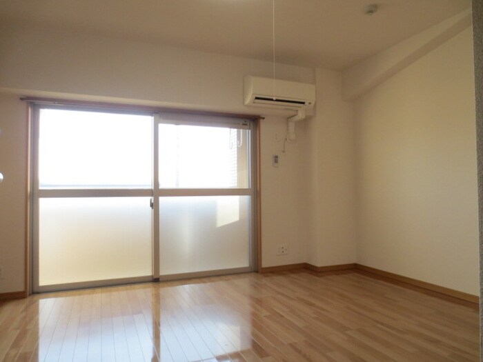 物件内観写真13　(居室)