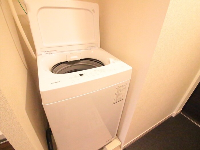 物件内観写真11　(洗濯機置場)