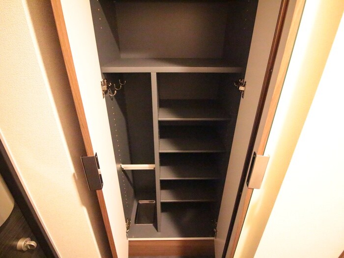 物件内観写真19　(室内からの展望)