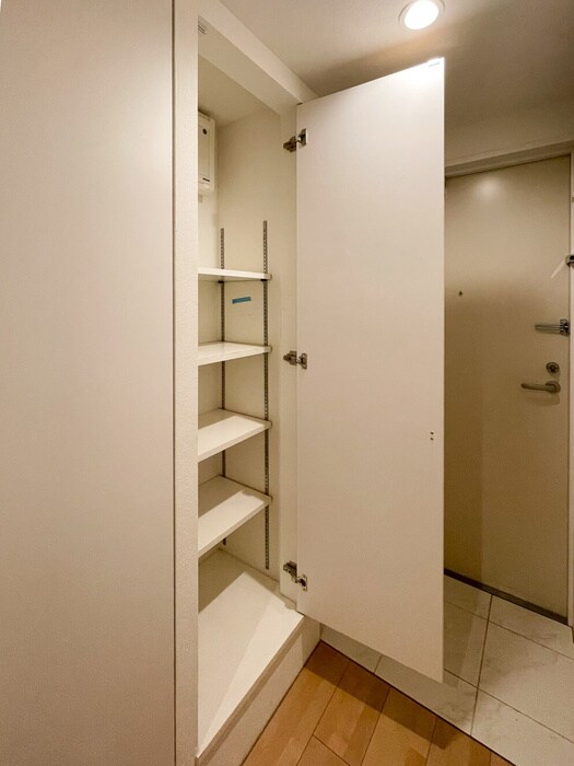 物件内観写真21　(靴箱)