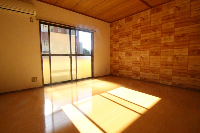 物件内観写真18　(居室)