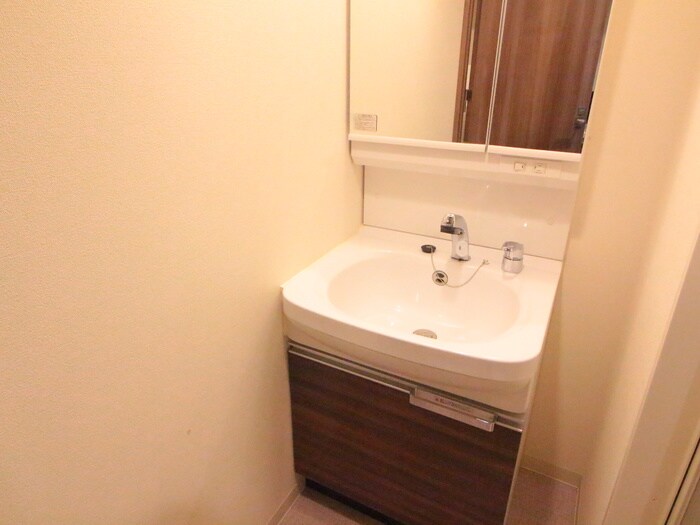 物件内観写真13　(洗面)