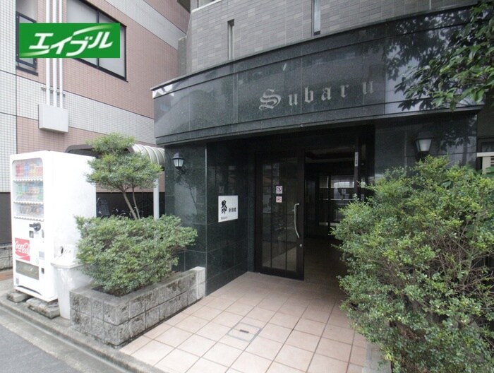 物件外観写真6　(エントランス部分)