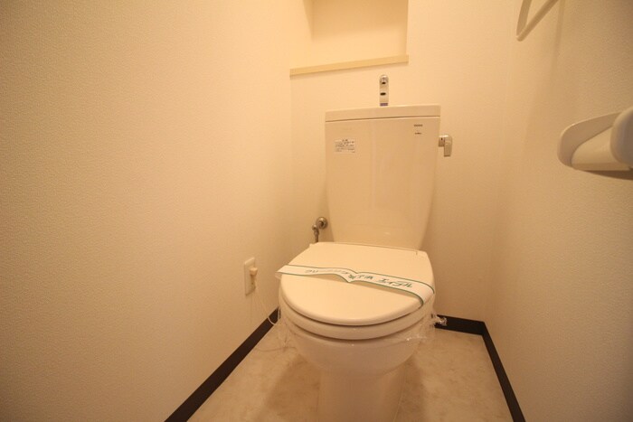 物件内観写真14　(トイレ)