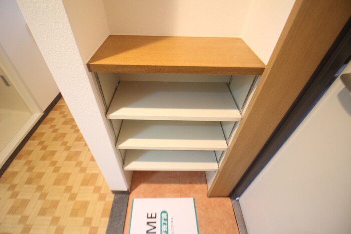 物件内観写真17　(靴箱)