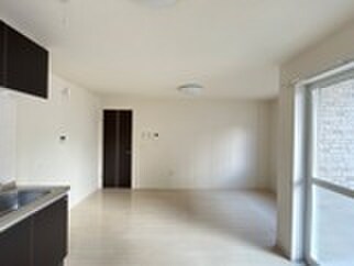 物件内観写真4　(居室)