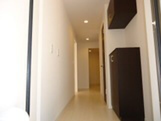 物件内観写真12　(廊下)