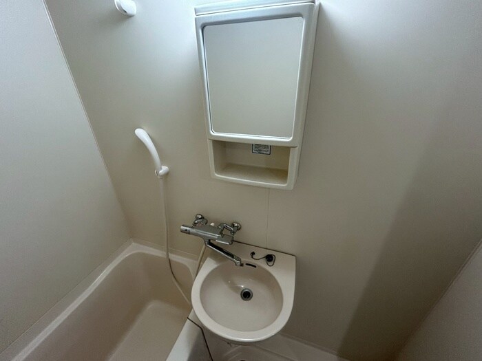 物件内観写真10　(洗面)