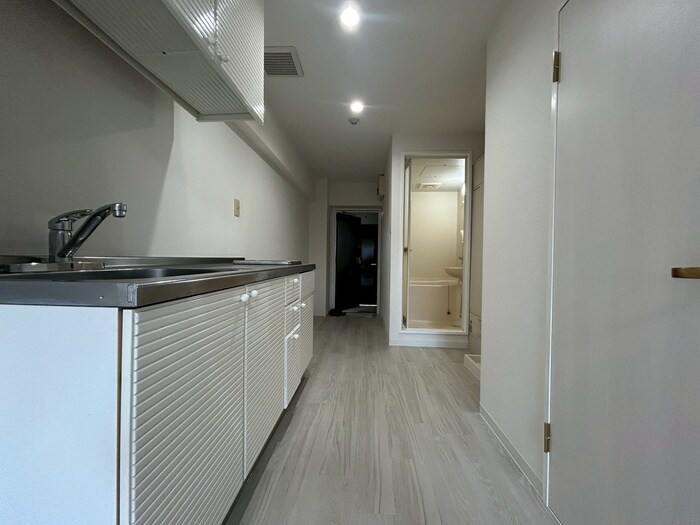 物件内観写真20　(廊下)