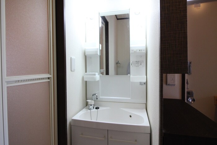 物件内観写真9　(洗面)