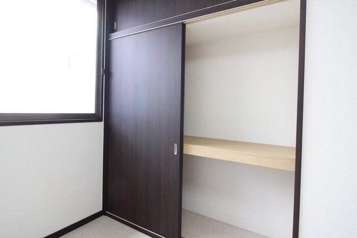 物件内観写真15　(収納)