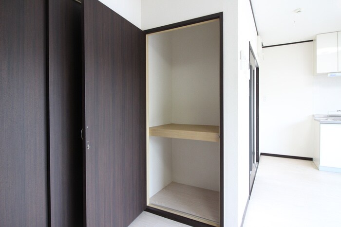 物件内観写真17　(収納)