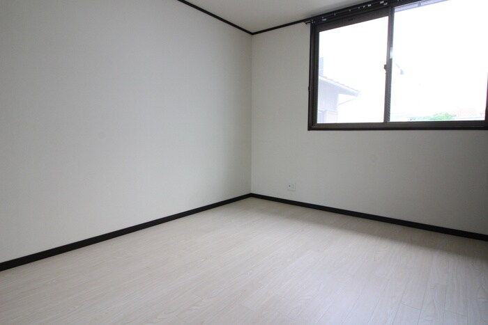物件内観写真19　(居室)
