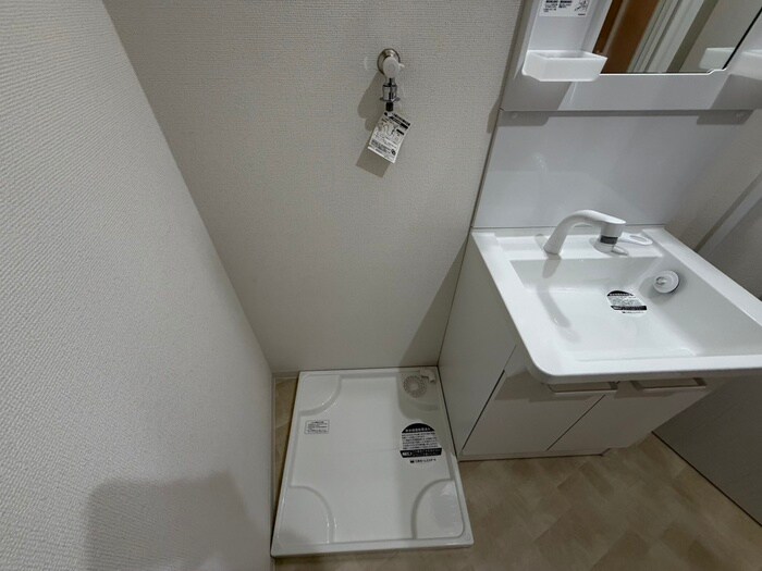 物件内観写真13　(洗濯機置場)