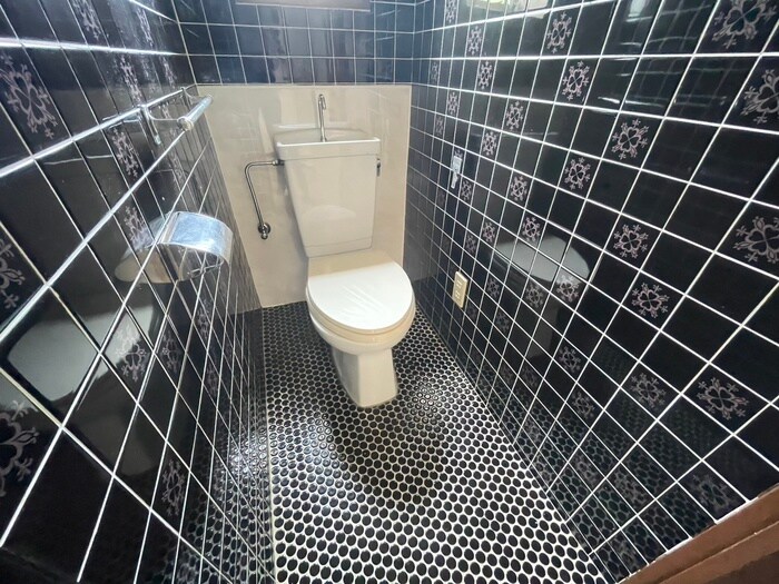 物件内観写真14　(トイレ)