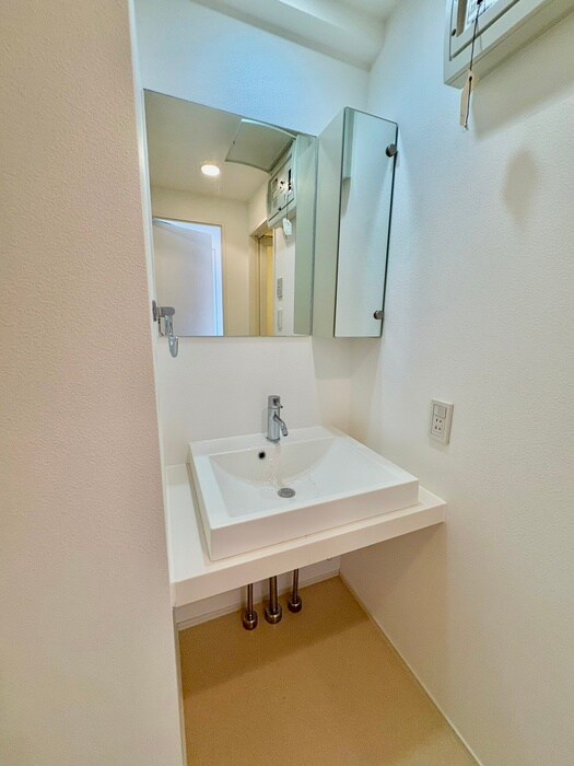 物件内観写真10　(洗面)