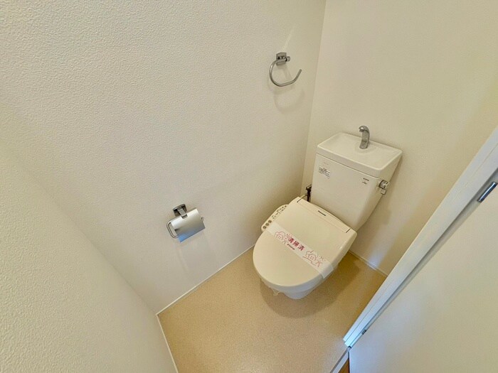 物件内観写真12　(トイレ)