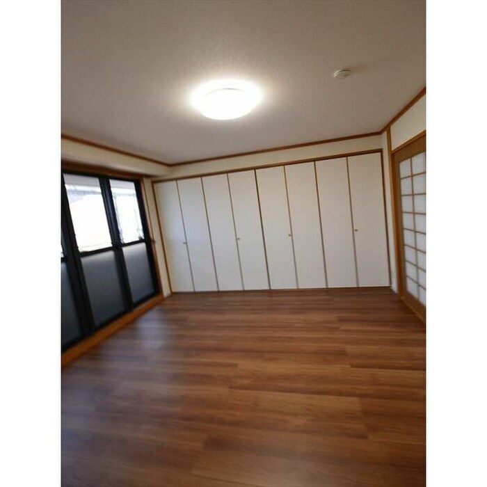 物件内観写真5　(居室)