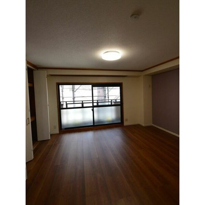 物件内観写真6　(居室)