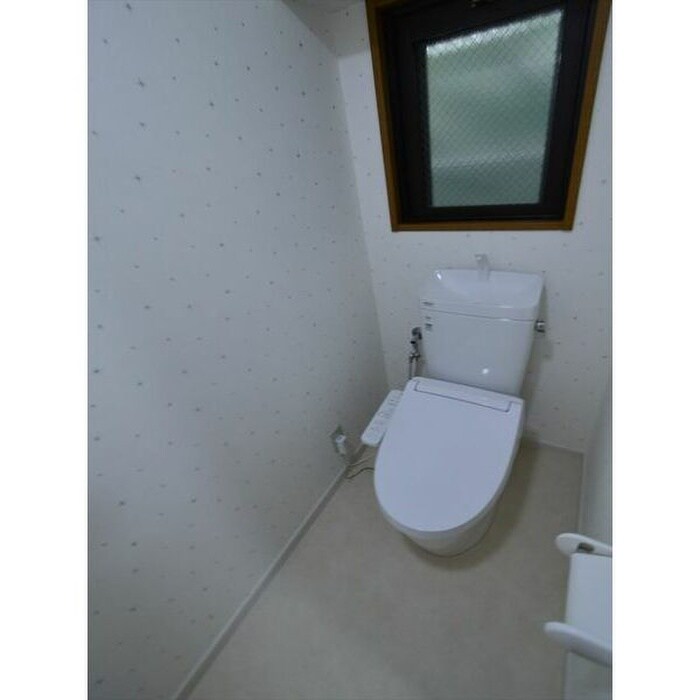 物件内観写真10　(トイレ)
