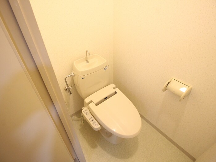 物件内観写真15　(トイレ)