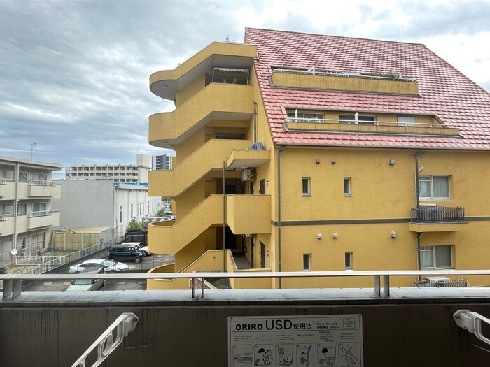 物件内観写真22　(室内からの展望)