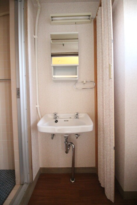 物件内観写真12　(洗面)